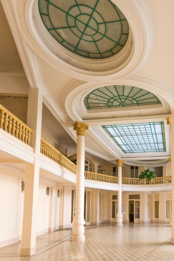 L Incomparable - International Palace Vichy Zewnętrze zdjęcie